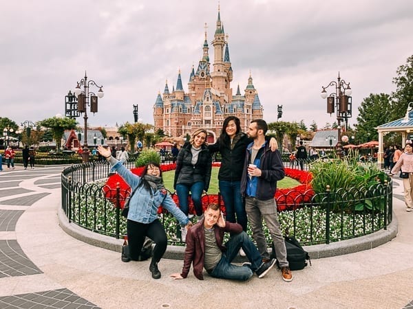 The Perfect Day at Shanghai Disneyland by jcghk.dfhdjkvfj.cf