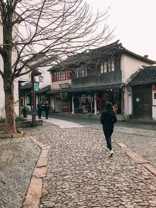 Zhouzhuang, by jcghk.dfhdjkvfj.cf