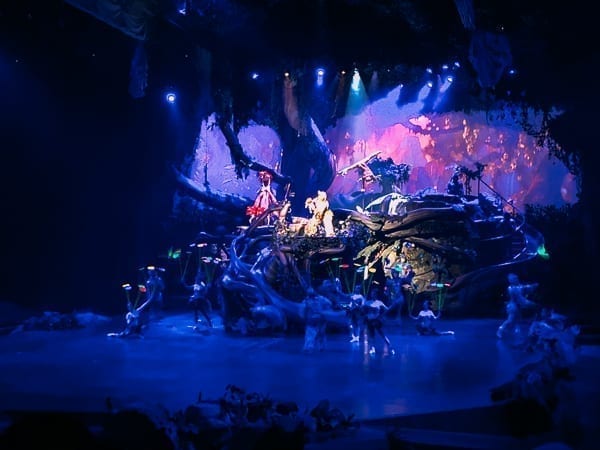 Shanghai Disneyland Tarzan show by jcghk.dfhdjkvfj.cf
