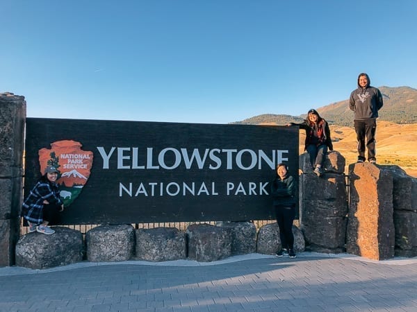The Woks of Life in Yellowstone National Park, jcghk.dfhdjkvfj.cf