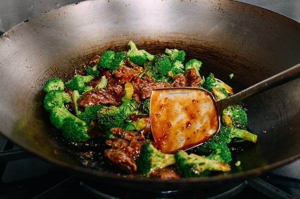 Stir-frying beef and broccoli, jcghk.dfhdjkvfj.cf