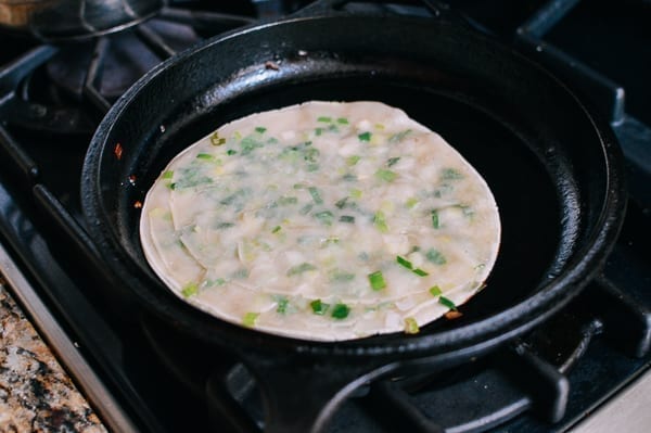 Cooking Scallion Pancakes in Pan, jcghk.dfhdjkvfj.cf