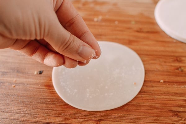 Sprinkling salt on dumpling wrapper, jcghk.dfhdjkvfj.cf