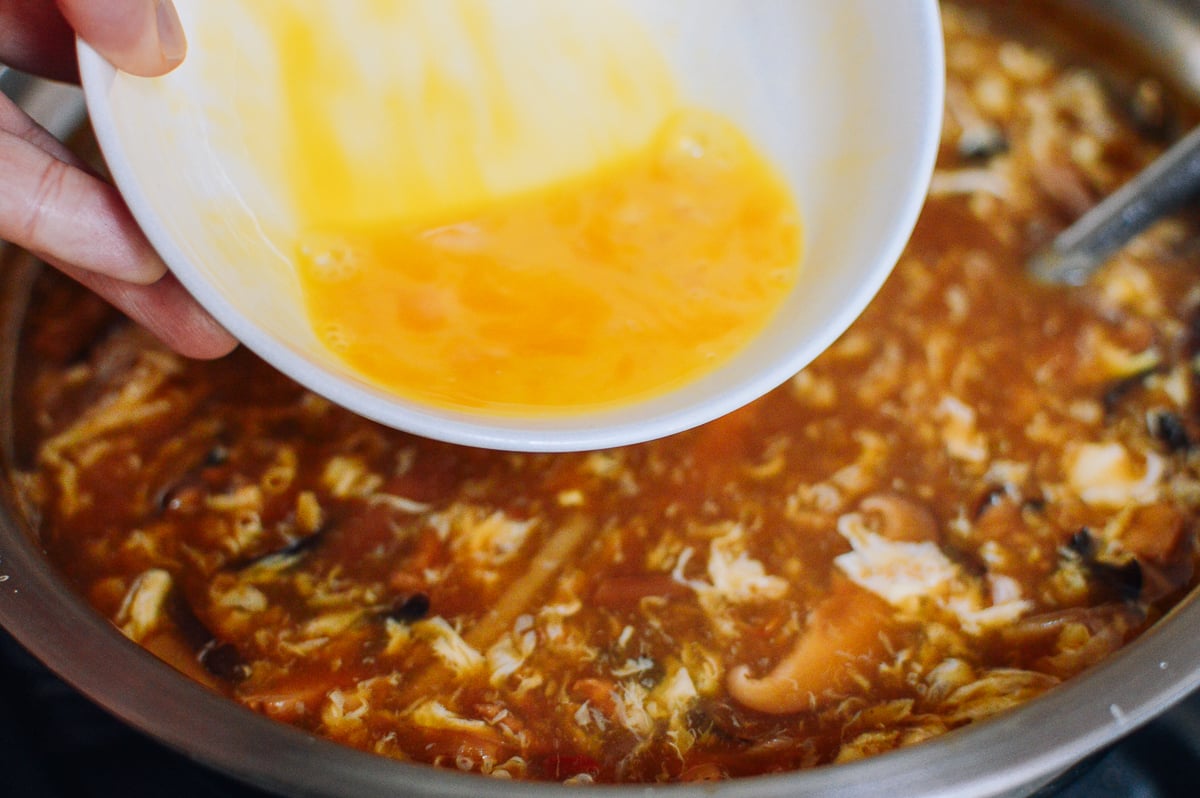 Adding egg to hot and sour soup, jcghk.dfhdjkvfj.cf