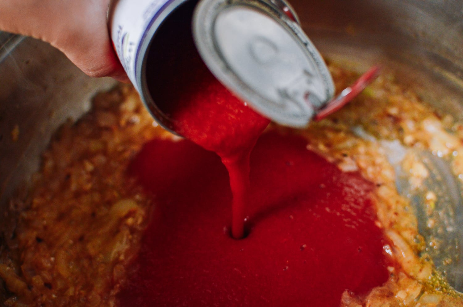 adding tomato puree to vodka sauce, jcghk.dfhdjkvfj.cf