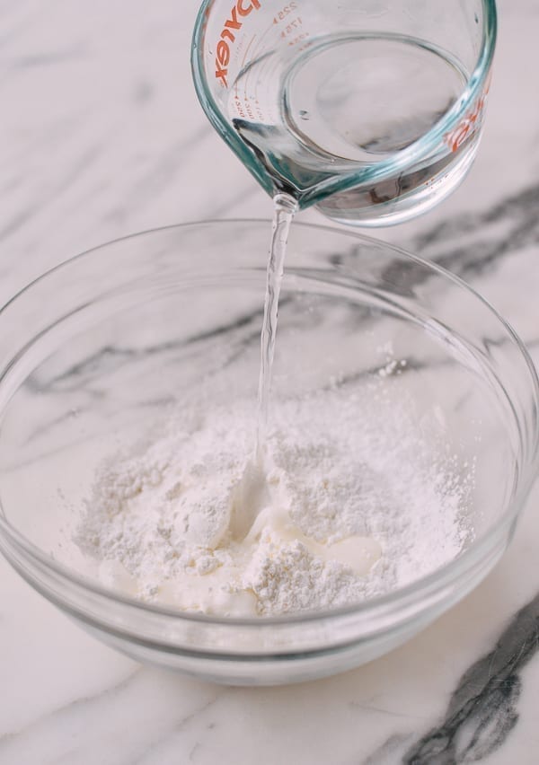 Adding water to rice flour and starch mixture, jcghk.dfhdjkvfj.cf