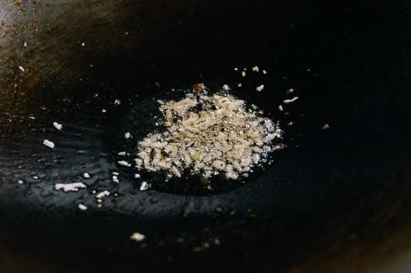 Garlic and Ginger in wok, jcghk.dfhdjkvfj.cf
