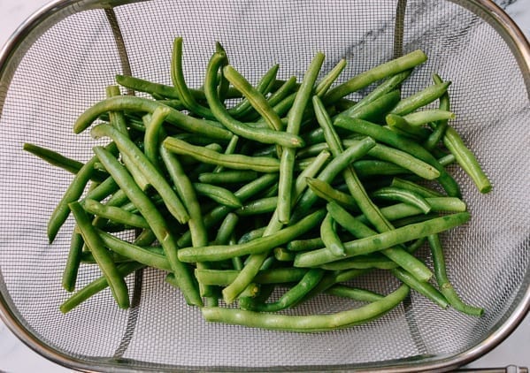 Washed green beans in colander, jcghk.dfhdjkvfj.cf