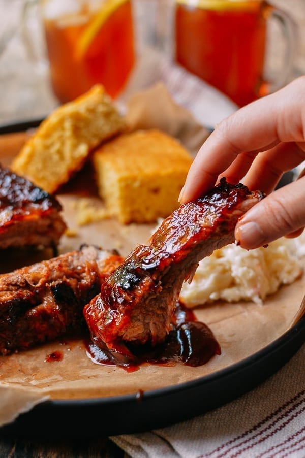 Dipping rib in bbq sauce, jcghk.dfhdjkvfj.cf