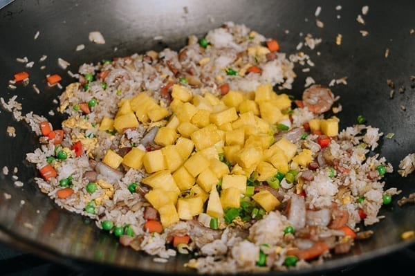 Adding pineapple to fried rice, jcghk.dfhdjkvfj.cf
