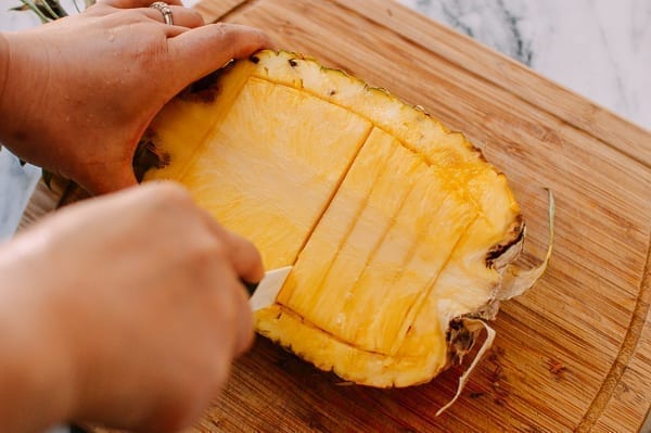 Cutting pineapple pieces, jcghk.dfhdjkvfj.cf