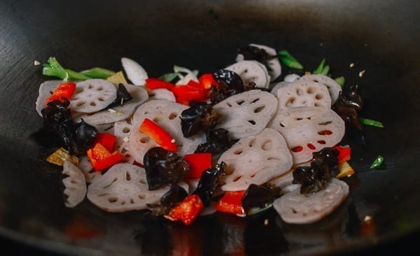 Adding the blanched vegetables, jcghk.dfhdjkvfj.cf