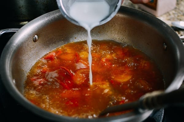 Thickening soup with cornstarch slurry, jcghk.dfhdjkvfj.cf