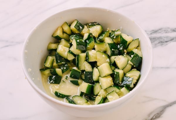 Cucumber Salad with Garlic, jcghk.dfhdjkvfj.cf