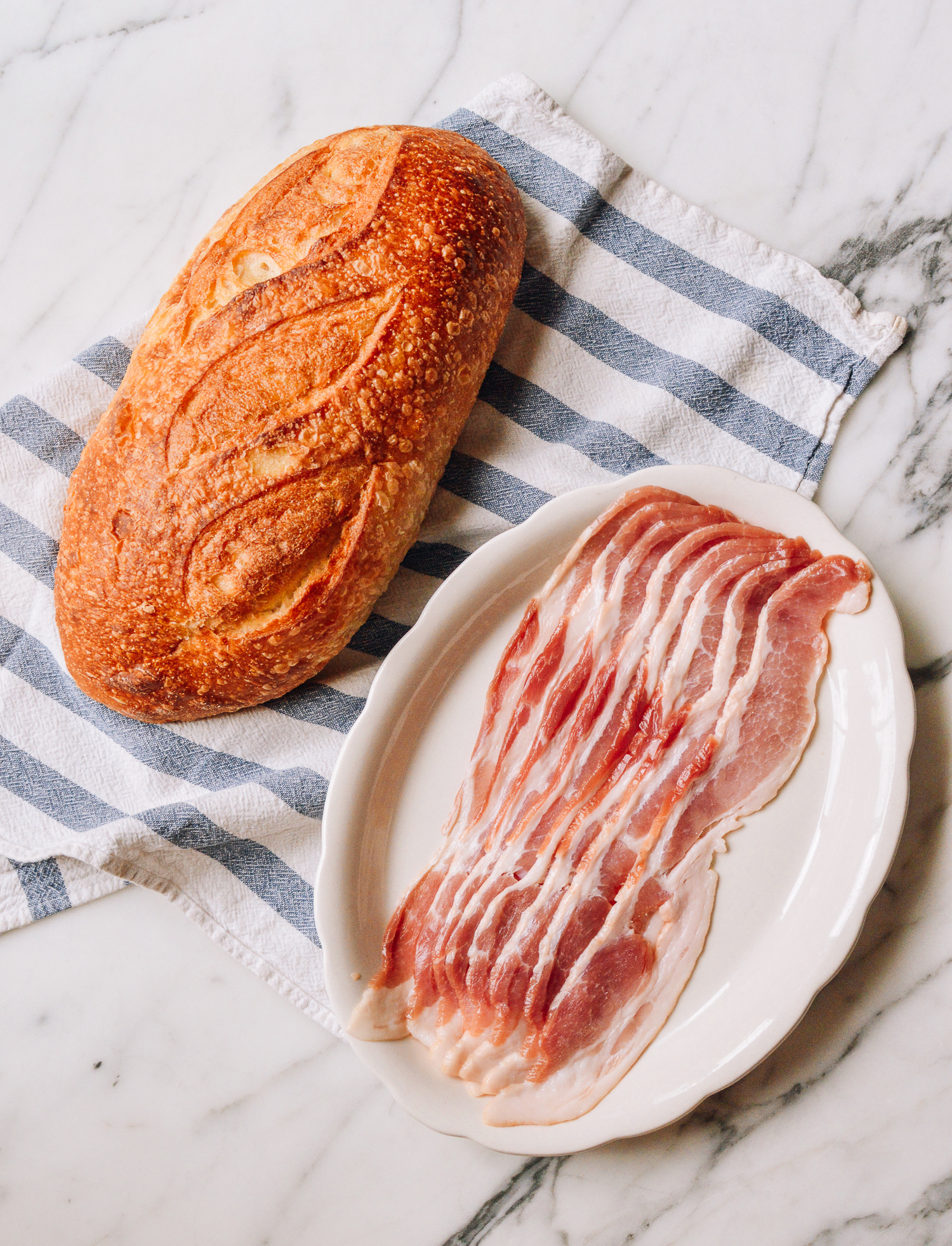 Sourdough loaf and bacon, jcghk.dfhdjkvfj.cf