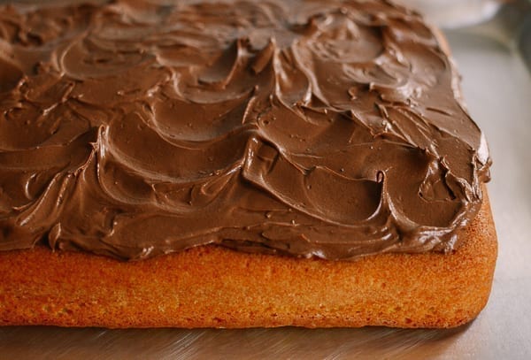 Yellow cake with chocolate frosting, jcghk.dfhdjkvfj.cf