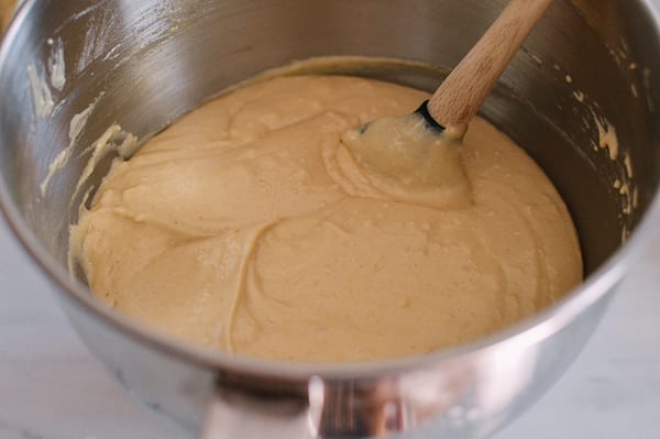 Using a spatula to ensure the batter is fully combined, jcghk.dfhdjkvfj.cf