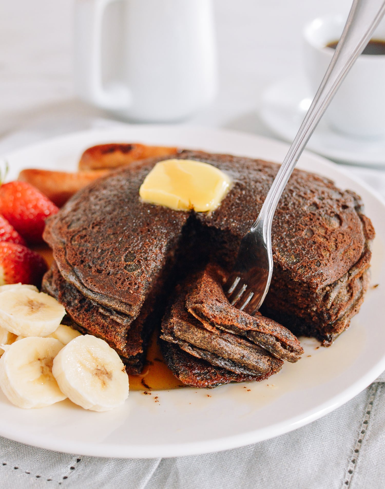 Digging into stack of pancakes, jcghk.dfhdjkvfj.cf