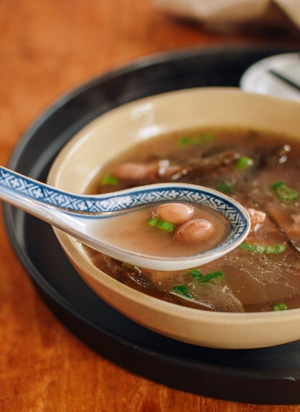 Chicken Feet Soup with Peanuts and Seaweed, jcghk.dfhdjkvfj.cf