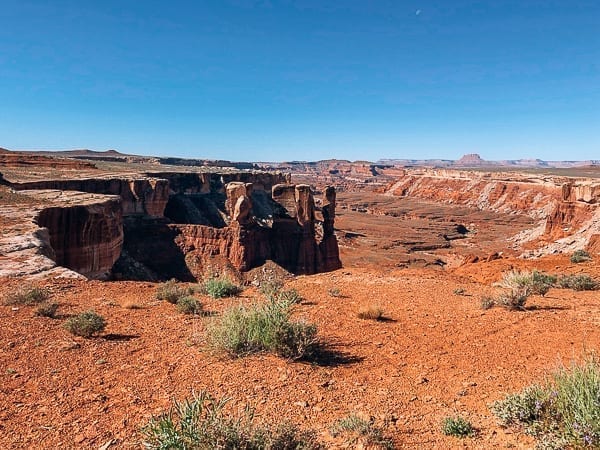 Canyon views from White rim trail in Canyonlands by jcghk.dfhdjkvfj.cf