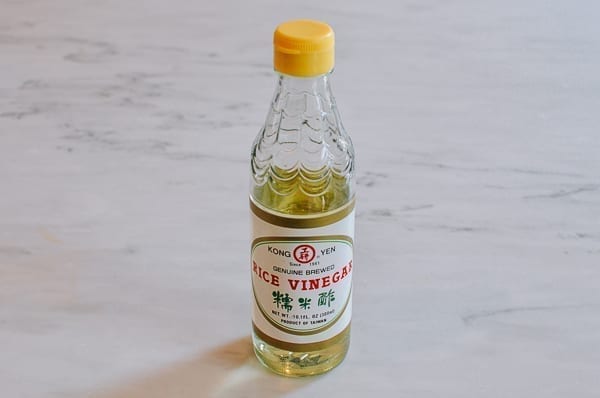 Bottle of rice vinegar, jcghk.dfhdjkvfj.cf