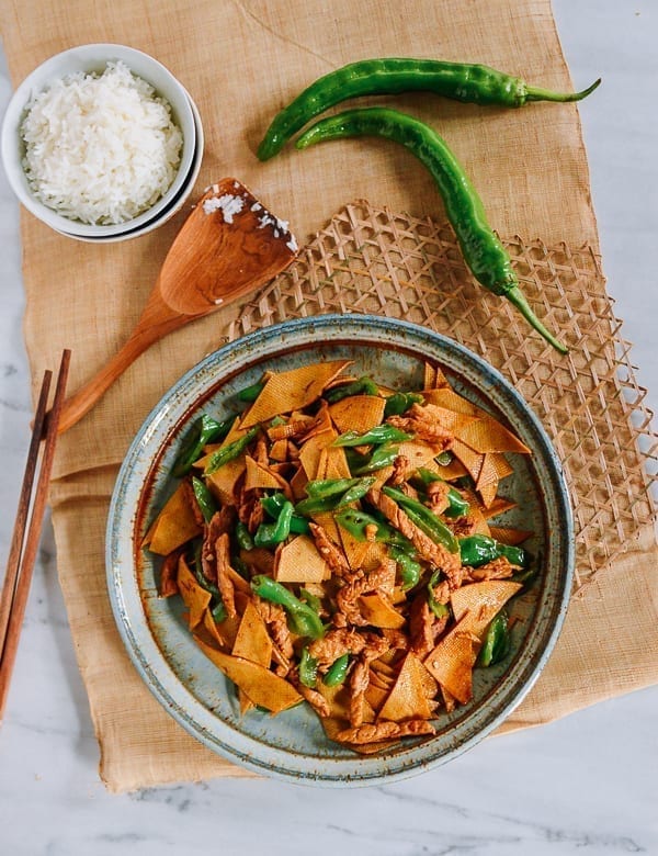 Chinese Stir-fried Tofu Sheets with peppers and pork, jcghk.dfhdjkvfj.cf