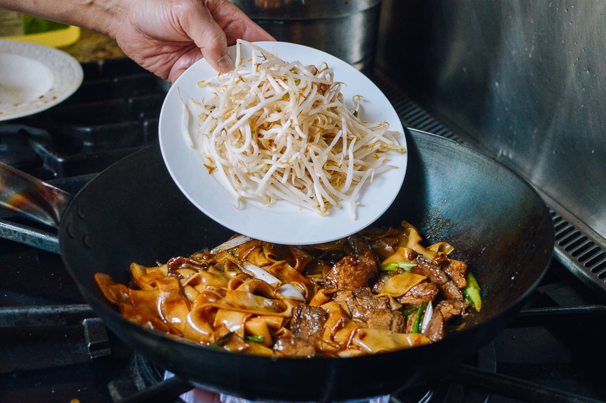 Adding bean sprouts, jcghk.dfhdjkvfj.cf