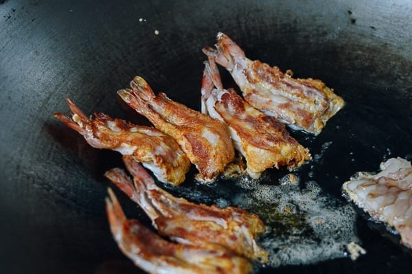 Butterfly shrimp cooking in wok, jcghk.dfhdjkvfj.cf