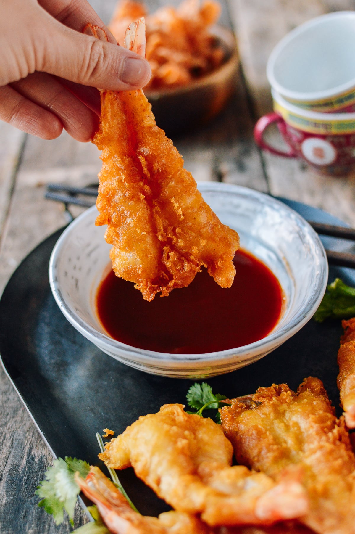 Dipping fantail fried shrimp into sauce, jcghk.dfhdjkvfj.cf