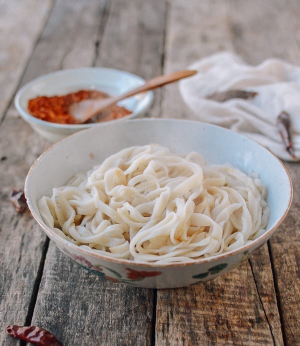 Piping hot bowl of cooked homemade noodles, jcghk.dfhdjkvfj.cf