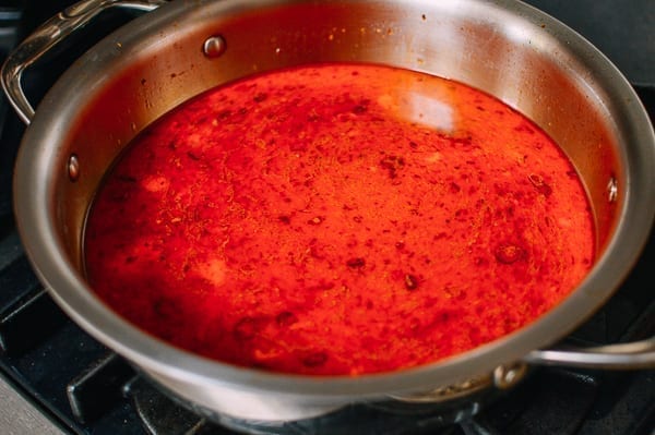 Pot of laksa broth, jcghk.dfhdjkvfj.cf