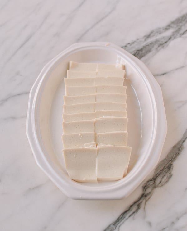 Silken tofu laid out on plate, jcghk.dfhdjkvfj.cf