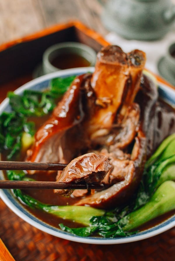 Fall-apart tender Chinese red cooked pork shank, jcghk.dfhdjkvfj.cf