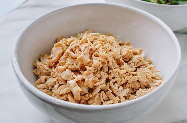 Bowl of chopped seitan, jcghk.dfhdjkvfj.cf