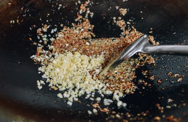 Adding chopped garlic, jcghk.dfhdjkvfj.cf
