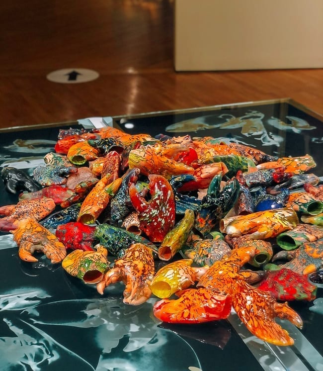 Glass lobster claws at Farnsworth, jcghk.dfhdjkvfj.cf
