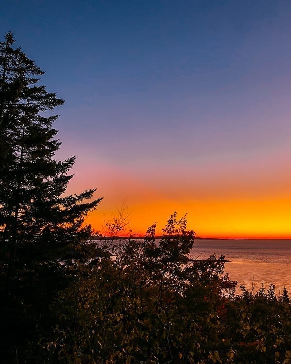 Maine sunset over the water, jcghk.dfhdjkvfj.cf