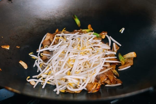 Adding bean sprouts, jcghk.dfhdjkvfj.cf