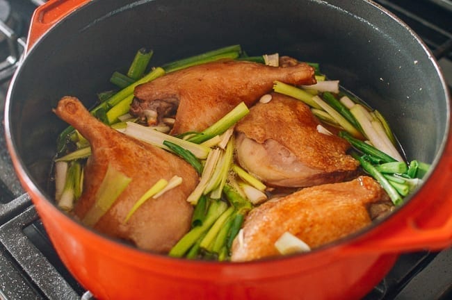 Duck legs in pot with aromatics and braising liquid, jcghk.dfhdjkvfj.cf