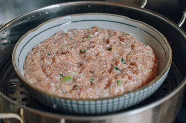 Pork patty in steamer, jcghk.dfhdjkvfj.cf