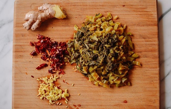 Pickled mustard green with ginger and dried chili, jcghk.dfhdjkvfj.cf