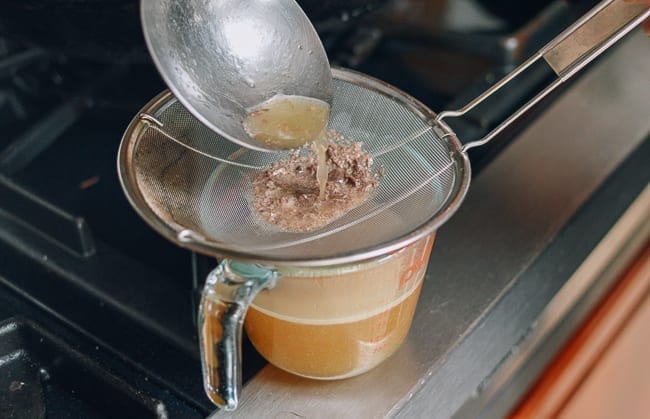 Straining pork stock, jcghk.dfhdjkvfj.cf