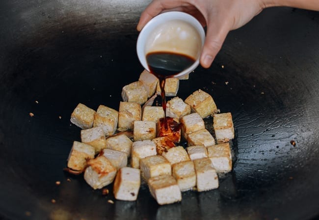 Adding Chinese black vinegar to tofu, jcghk.dfhdjkvfj.cf