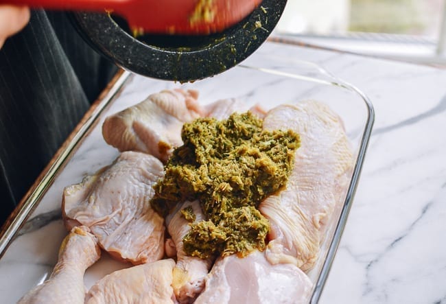 Pouring marinade over chicken pieces, jcghk.dfhdjkvfj.cf