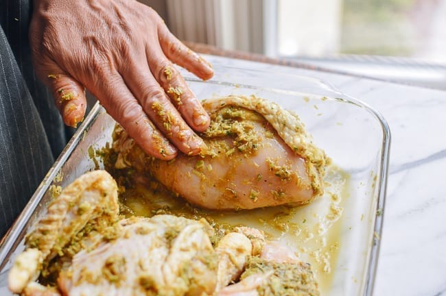 Rubbing marinade into chicken pieces, jcghk.dfhdjkvfj.cf