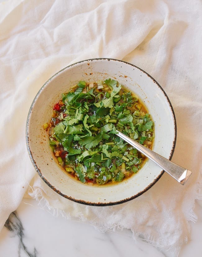 Stirring scallions and cilantro into sauce, jcghk.dfhdjkvfj.cf