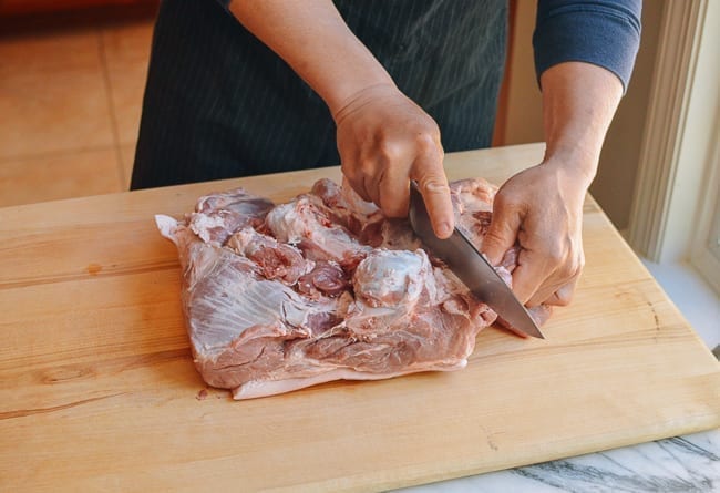 Exposed bone in pork shoulder, jcghk.dfhdjkvfj.cf