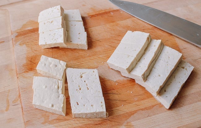 Firm tofu cut into rectangles, jcghk.dfhdjkvfj.cf