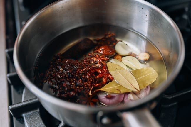 Oil infusing with spices and aromatics, jcghk.dfhdjkvfj.cf