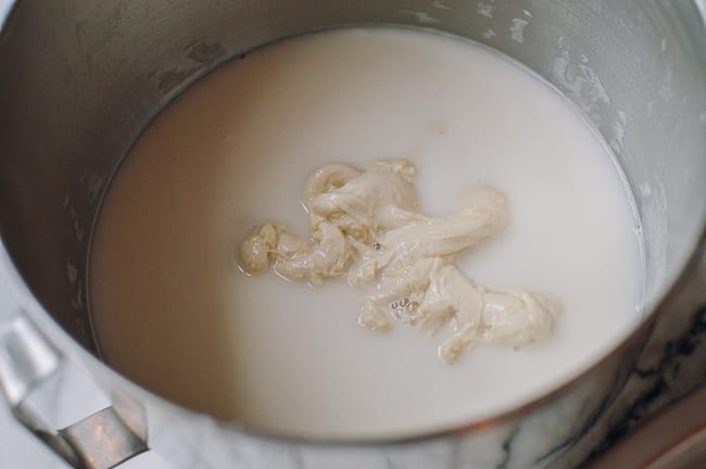 Soaking dough in water, jcghk.dfhdjkvfj.cf